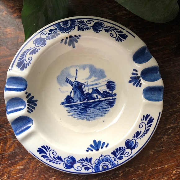Vintage Blue Delfts Ashtray Trinket Dish - Picture 1 of 4